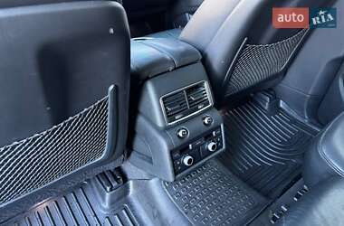 Внедорожник / Кроссовер Audi Q7 2015 в 