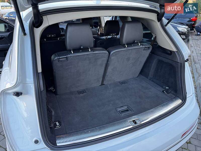 Позашляховик / Кросовер Audi Q7 2015 в Івано-Франківську