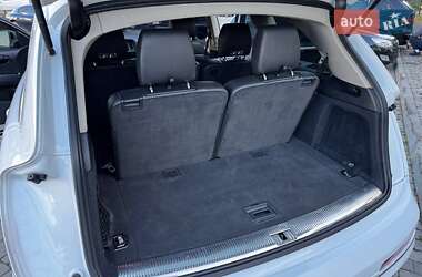 Внедорожник / Кроссовер Audi Q7 2015 в 