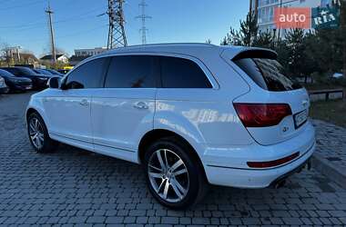 Внедорожник / Кроссовер Audi Q7 2015 в 