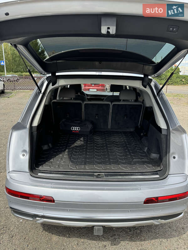 Внедорожник / Кроссовер Audi Q7 2020 в Киеве фото 26 Внедорожник / Кроссовер Audi Q7 2020 в Киеве