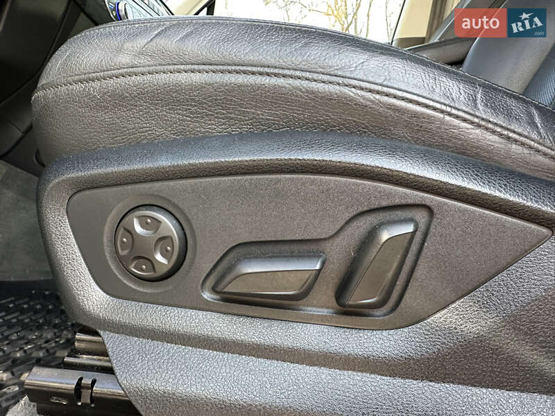 Внедорожник / Кроссовер Audi Q7 2015 в Луцке