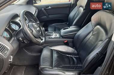 Позашляховик / Кросовер Audi Q7 2013 в 