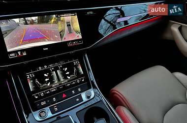 Позашляховик / Кросовер Audi Q7 2021 в 