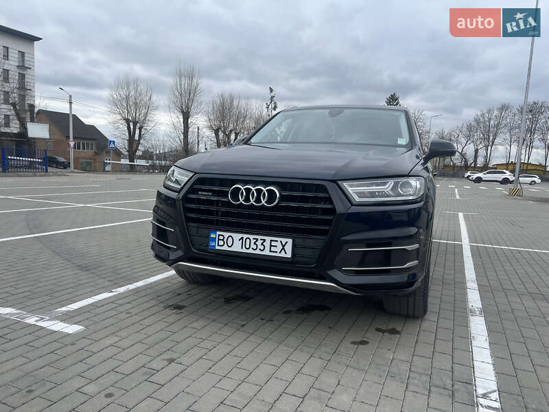 Внедорожник / Кроссовер Audi Q7 2017 в Тернополе