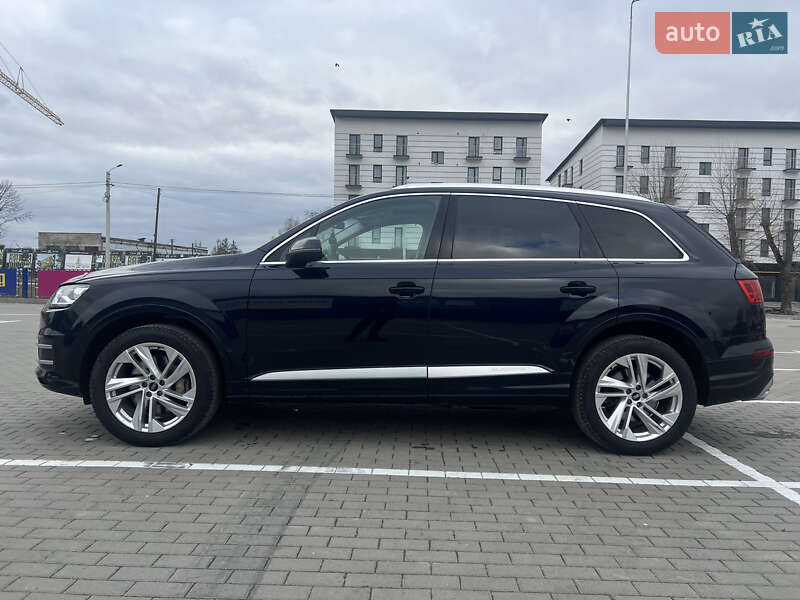 Внедорожник / Кроссовер Audi Q7 2017 в Тернополе
