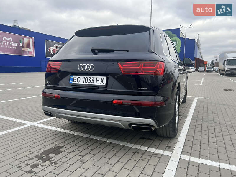 Внедорожник / Кроссовер Audi Q7 2017 в Тернополе