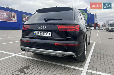 Внедорожник / Кроссовер Audi Q7 2017 в 