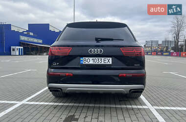 Внедорожник / Кроссовер Audi Q7 2017 в 