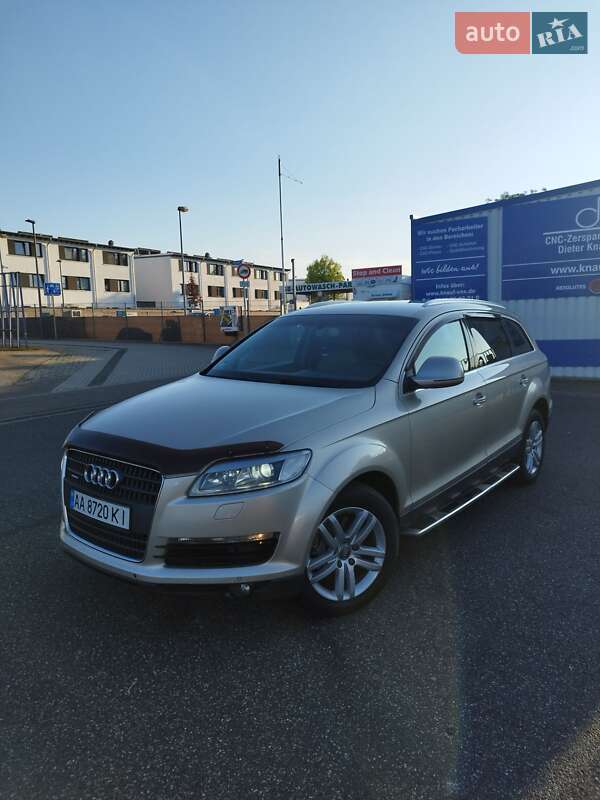Внедорожник / Кроссовер Audi Q7 2007 в Ровно