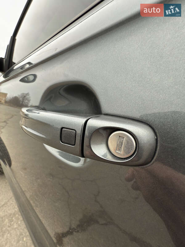 Позашляховик / Кросовер Audi Q7 2015 в Києві