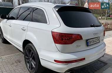 Внедорожник / Кроссовер Audi Q7 2015 в Киеве