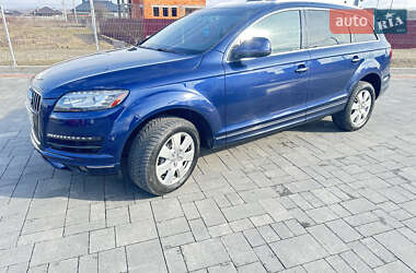 Позашляховик / Кросовер Audi Q7 2012 в 