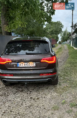 Внедорожник / Кроссовер Audi Q7 2011 в 