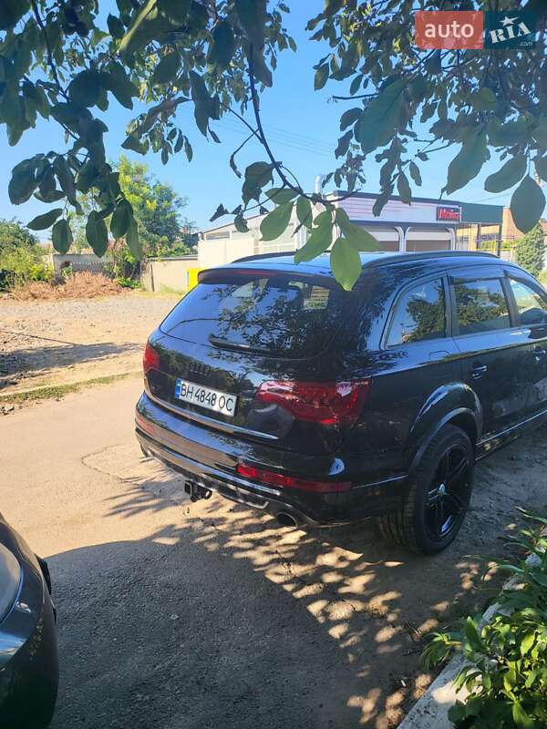 Внедорожник / Кроссовер Audi Q7 2013 в Измаиле