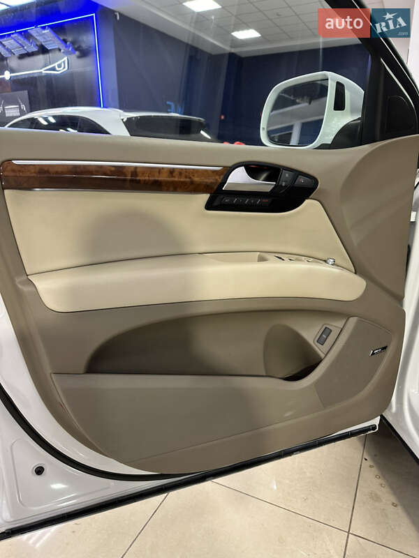 Внедорожник / Кроссовер Audi Q7 2015 в Кропивницком фото 70 Внедорожник / Кроссовер Audi Q7 2015 в Кропивницком