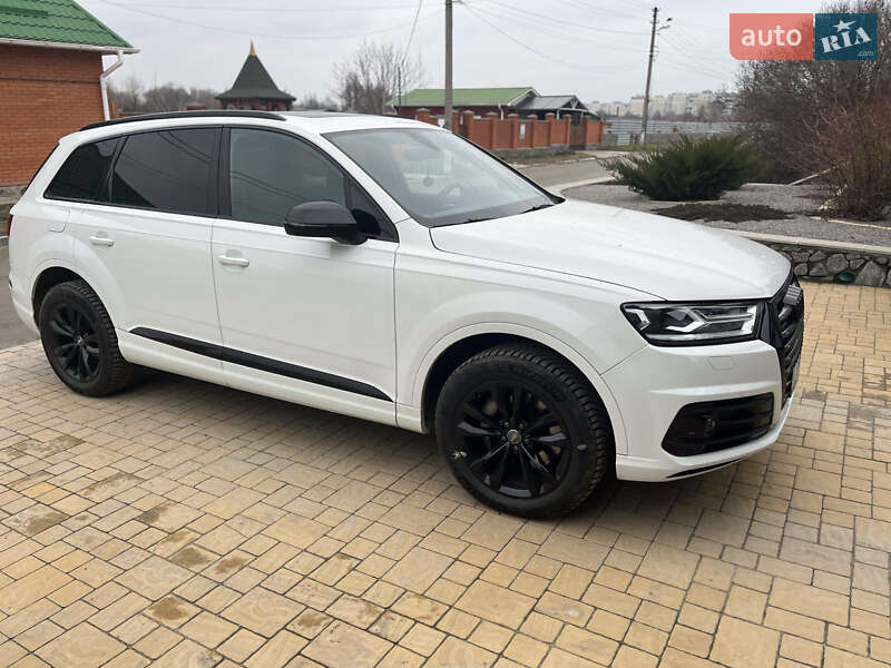 Audi Q7 2016