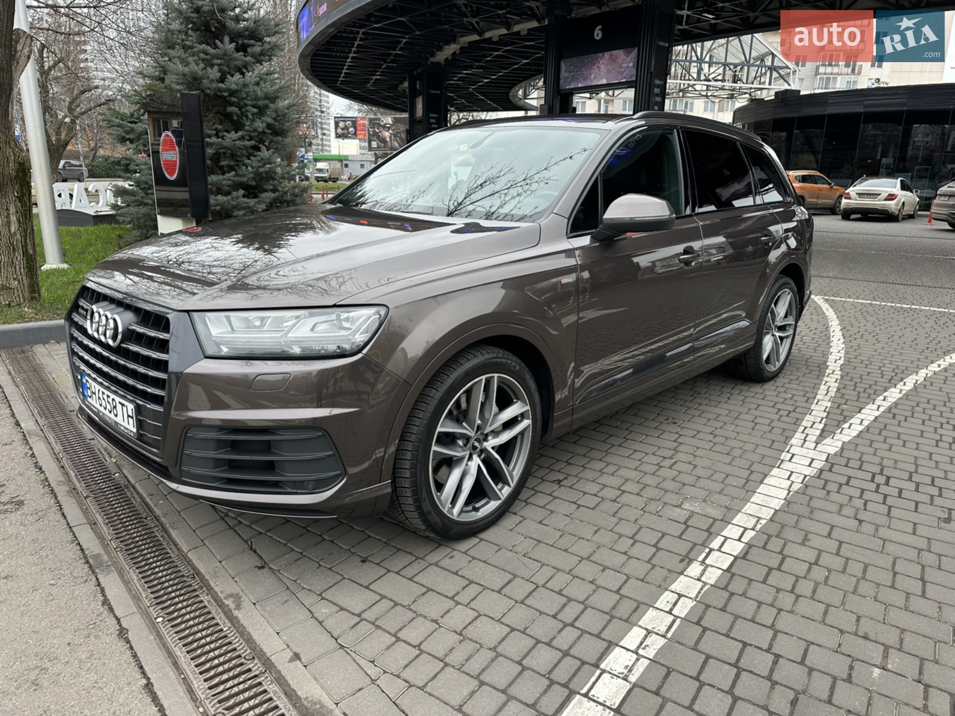 2016 Audi Q7 - мініатюра 8