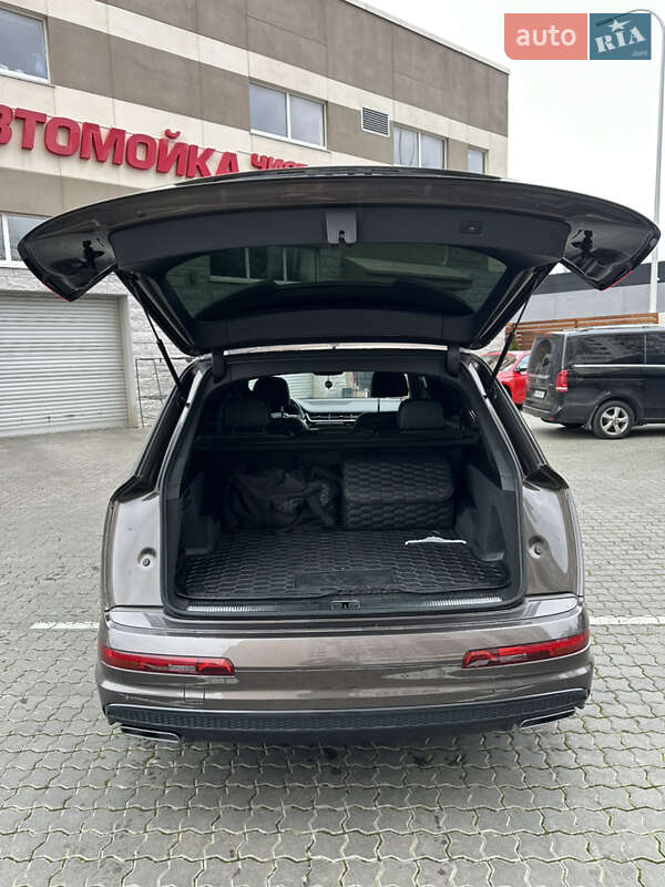 Внедорожник / Кроссовер Audi Q7 2016 в Одессе