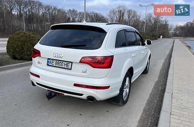 Позашляховик / Кросовер Audi Q7 2014 в 