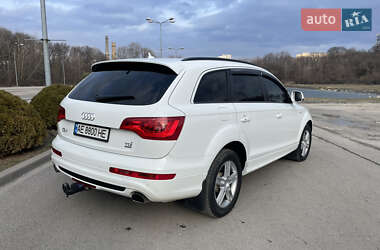 Позашляховик / Кросовер Audi Q7 2014 в 