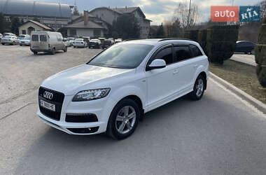 Позашляховик / Кросовер Audi Q7 2014 в 