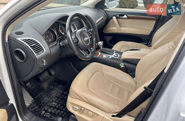 Позашляховик / Кросовер Audi Q7 2014 в 