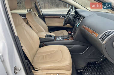 Позашляховик / Кросовер Audi Q7 2014 в 