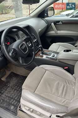 Внедорожник / Кроссовер Audi Q7 2006 в Краматорске