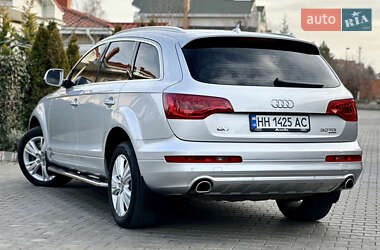 Позашляховик / Кросовер Audi Q7 2014 в 