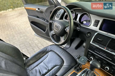 Позашляховик / Кросовер Audi Q7 2014 в 
