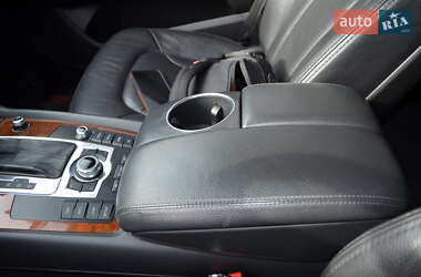 Внедорожник / Кроссовер Audi Q7 2011 в 