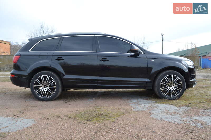 Внедорожник / Кроссовер Audi Q7 2011 в Житомире