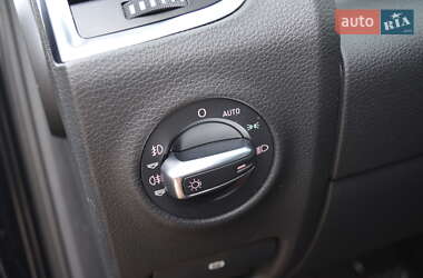 Внедорожник / Кроссовер Audi Q7 2011 в 