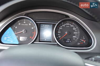 Внедорожник / Кроссовер Audi Q7 2011 в 