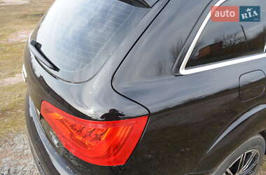 Внедорожник / Кроссовер Audi Q7 2011 в 
