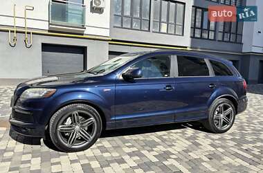 Внедорожник / Кроссовер Audi Q7 2013 в 