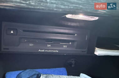 Внедорожник / Кроссовер Audi Q7 2015 в 