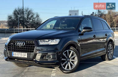 Позашляховик / Кросовер Audi Q7 2019 в Києві