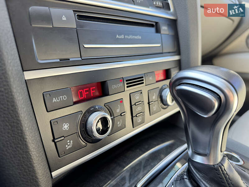Позашляховик / Кросовер Audi Q7 2012 в Дніпрі фото 37 Позашляховик / Кросовер Audi Q7 2012 в Дніпрі