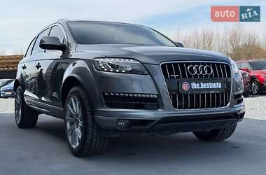 Позашляховик / Кросовер Audi Q7 2013 в 