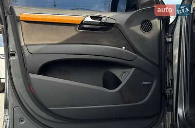 Позашляховик / Кросовер Audi Q7 2013 в 