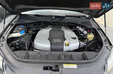 Позашляховик / Кросовер Audi Q7 2013 в 