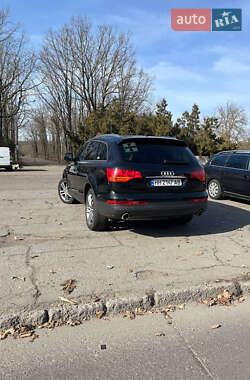 Внедорожник / Кроссовер Audi Q7 2006 в 