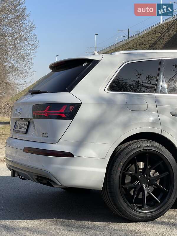 Audi Q7 2017