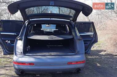 Внедорожник / Кроссовер Audi Q7 2008 в 