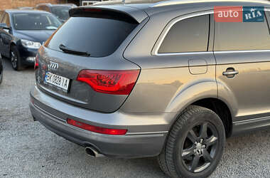 Внедорожник / Кроссовер Audi Q7 2013 в Ровно