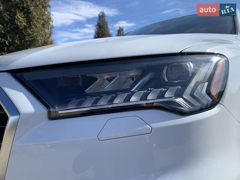 Позашляховик / Кросовер Audi Q7 2022 в Дрогобичі