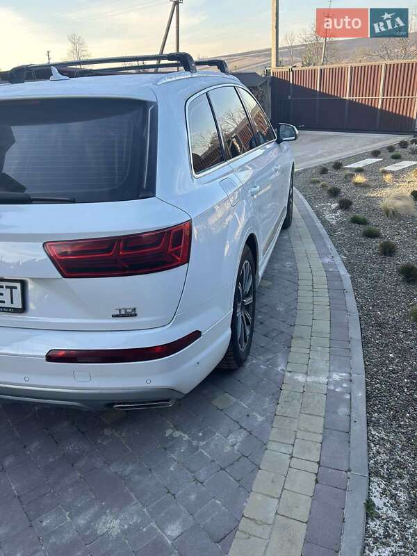 Внедорожник / Кроссовер Audi Q7 2015 в Тернополе