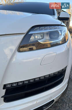 Позашляховик / Кросовер Audi Q7 2015 в Білгороді-Дністровському